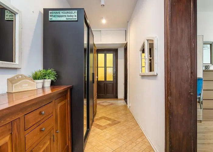 Citystay Apartament Retro 5 Min Plaza!
