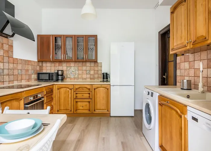 Citystay Apartament Retro 5 Min Plaza!