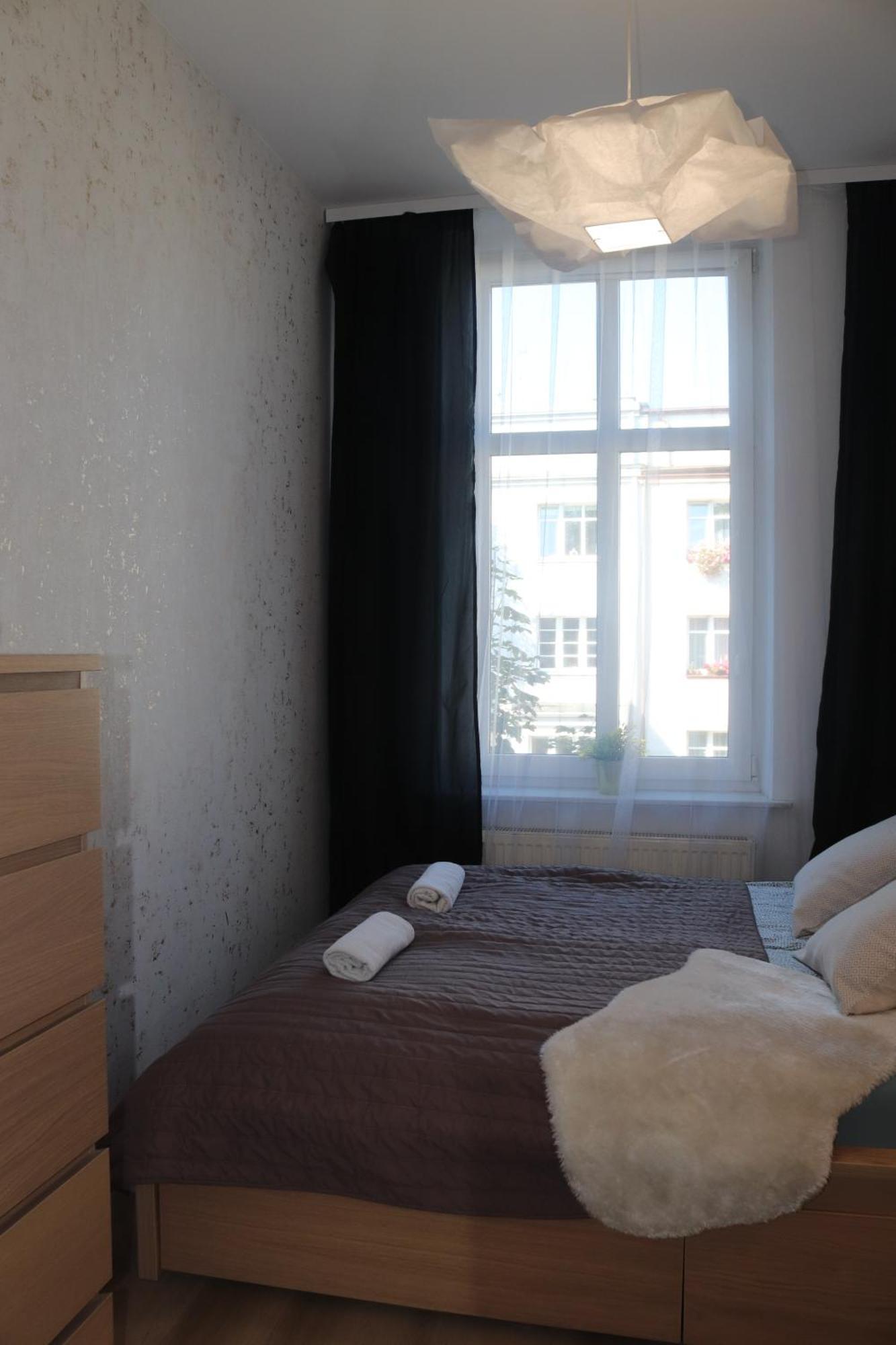 Citystay Retro 5 Min Plaza! Alloggio in famiglia