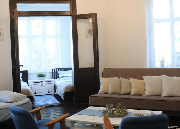 Citystay Apartament Retro 5 Min Plaza!
