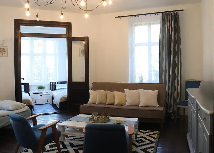 Citystay Apartament Retro 5 Min Plaza!